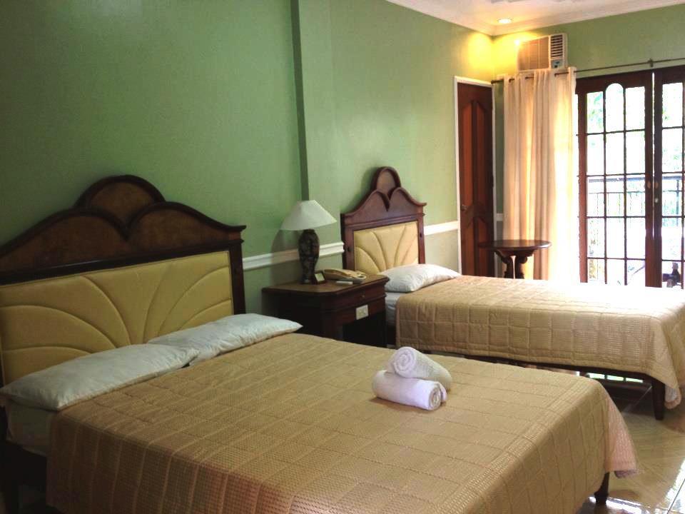 Camiguin Highland Resort Mambajao Exterior photo